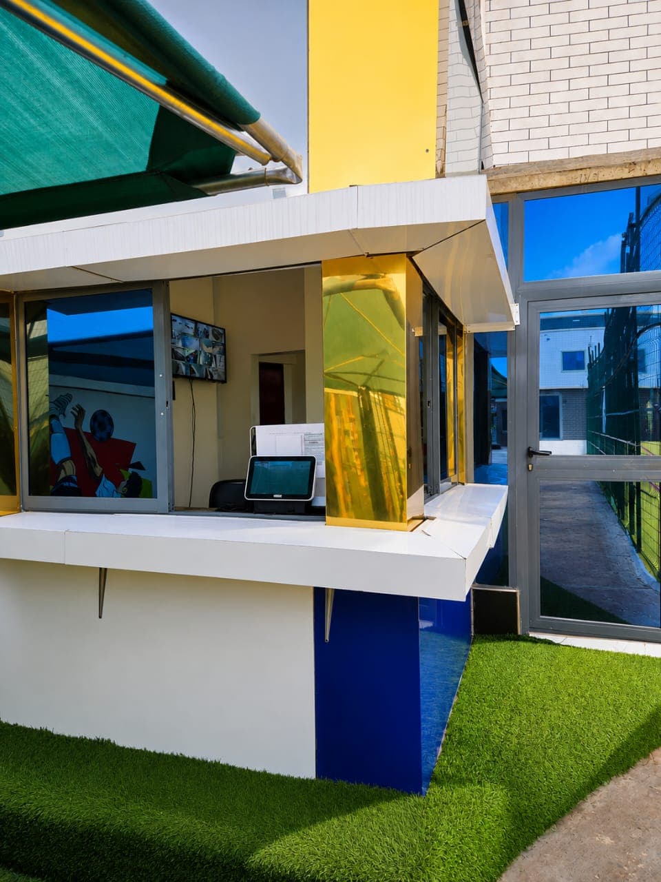 Reception & Guest Services
